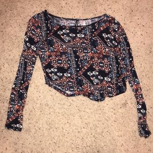 h&m divided cropped blouse